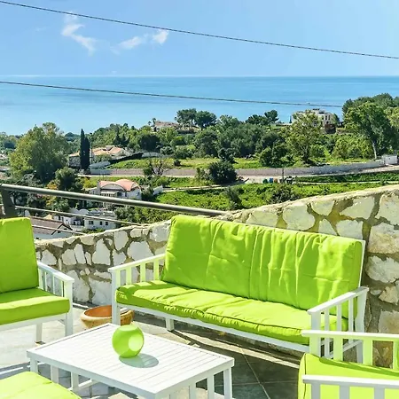 Holivista Villa